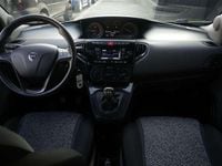 Usata Lancia Ypsilon Silver 69 CV (50 kW) 2021 Rosso Utilitaria