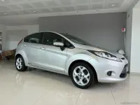 Usata Ford Fiesta 82 CV (60 kW) 2010 Grigio Utilitaria