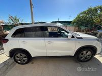 Usata Suzuki Vitara 75 CV (55 kW) 2022 Bianco Berlina