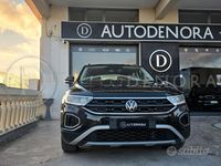 Usata VW T-Roc Life 116 CV (85 kW) 2022 Nero SUV