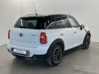 Usata Mini Cooper D Countryman 111 CV (81 kW) 2016 Bianco SUV