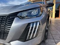Usata Peugeot 208 Active 74 CV (54 kW) 2024 Grigio Utilitaria