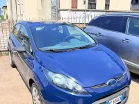 Usata Ford Fiesta 60 CV (44 kW) 2010 Bluazzurro Berlina