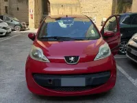Usata Peugeot 107 68 CV (50 kW) 2006 Rosso Utilitaria