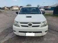 Usata Toyota HiLux 120 CV (88 kW) 2008 Bianco Pick-up