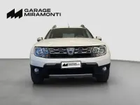 Usata Dacia Duster Lauréate 105 CV (77 kW) 2015 Bianco SUV
