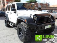 Usata Jeep Wrangler Unlimited Sahara 200 CV (147 kW) 2014 Bianco SUV