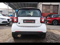 Usata Smart ForTwo Coupé Passion 41 kW (56 CV) 2021 Bianco Utilitaria