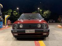 Begagnad VW Golf II 1986 Röd Halvkombi