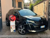 Usata Peugeot 3008 Allure 131 CV (96 kW) 2022 Nero SUV