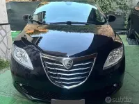 Usata Lancia Ypsilon 77 CV (56 kW) 2012 Nero Utilitaria