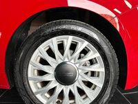 Begagnad Fiat 500 Dolcevita 69 HK (50 kW) 2024 Röd Halvkombi
