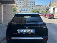 Usata Peugeot 2008 110 CV (80 kW) 2022 SUV