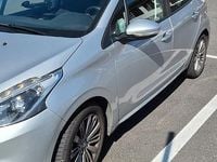 Usata Peugeot 208 Active 82 CV (60 kW) 2016 Grigio Utilitaria