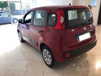 Usata Fiat Panda Lounge 69 CV (50 kW) 2015 Rosso(met.) Utilitaria