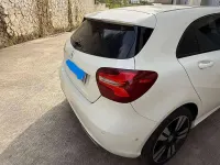 Usata Mercedes A180 109 CV (80 kW) 2017 Bianco Utilitaria