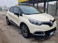 Usata Renault Captur 90 CV (66 kW) 2016 SUV