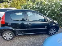 Usata Peugeot 107 68 CV (50 kW) 2011 Nero Utilitaria