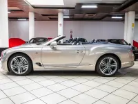 Usata Bentley Continental GT Convertible Mulliner 635 CV (467 kW) 2020 Extreme silver Cabrio