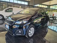 Usata Peugeot 108 Access 69 CV (50 kW) 2014 Nero Berlina