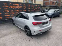 Usata Mercedes 180 Premium 137 CV (100 kW) 2019 Grigio chiaro Berlina