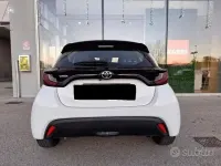 Usata Toyota Yaris 65 CV (47 kW) 2023 Utilitaria