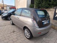 Usata Lancia Ypsilon 69 CV (50 kW) 2011 Grigio Utilitaria