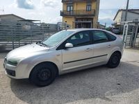 Usata Ford Focus 115 CV (84 kW) 2006 Grigio Berlina