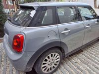 Begagnad Mini ONE 75 HK (55 kW) 2016 Grå Halvkombi