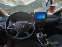 Usata Dacia Jogger Extreme 101 CV (74 kW) 2022 Grigio Monovolume