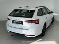 Usata Skoda Octavia Selection 150 CV (110 kW) 2025 Bianco Station wagon
