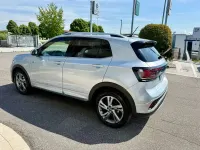 Usata VW T-Cross R-line 116 CV (85 kW) 2024 Argento SUV