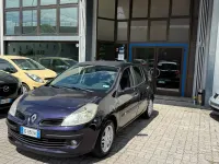 Usata Renault Clio II Luxe 75 CV (55 kW) 2006 Nero Berlina