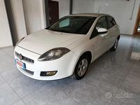 Usata Fiat Bravo Dynamic 120 CV (88 kW) 2010 Bianco Utilitaria