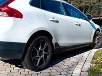 Usata Volvo V40 CC Ocean Race 120 CV (88 kW) 2016 Bianco Station wagon