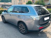 Usata Mitsubishi Outlander 177 CV (130 kW) 2014 Grigio SUV