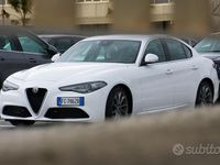 Usata Alfa Romeo Giulia 150 CV (110 kW) 2016 Bianco Berlina