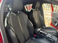 Usata Peugeot 208 GT 102 CV (75 kW) 2023 Rosso Utilitaria