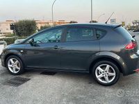 Usata Seat Leon 90 CV (66 kW) 2011 Nero Utilitaria