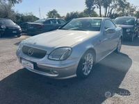 Usata Mercedes SLK200 163 CV (119 kW) 2002 Grigio Cabrio