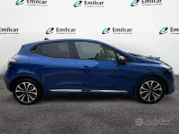 Usata Renault Clio V Techno 91 CV (66 kW) 2025 Bluazzurro Berlina