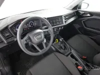 Usado Audi A1 110 CV (80 kW) 2023 Gris SUV