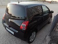 Usado Renault Twingo 63 CV (46 kW) 2008 Negro Utilitario