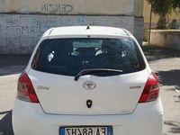 Usata Toyota Yaris 65 CV (47 kW) 2010 Utilitaria