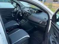 Usata Lancia Ypsilon 69 CV (50 kW) 2015 Bianco Utilitaria