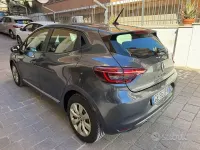 Usata Renault Clio Intens 91 CV (66 kW) 2021 Grigio Utilitaria