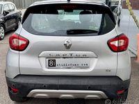 Usata Renault Captur Life 90 CV (66 kW) 2015 Grigio SUV