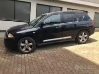Usata Jeep Compass 140 CV (102 kW) 2007 Nero SUV