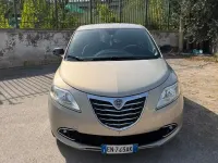 Usata Lancia Ypsilon 69 CV (50 kW) 2012 Marrone Utilitaria