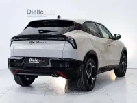 Nuova Alfa Romeo Junior Ti 145 CV (106 kW) 2026 Bianco SUV